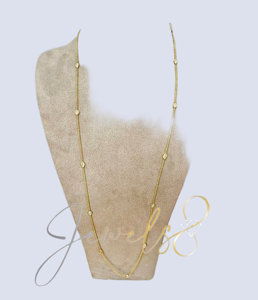 Diamond set yellow gold chain with marquise and round brilliant diamonds