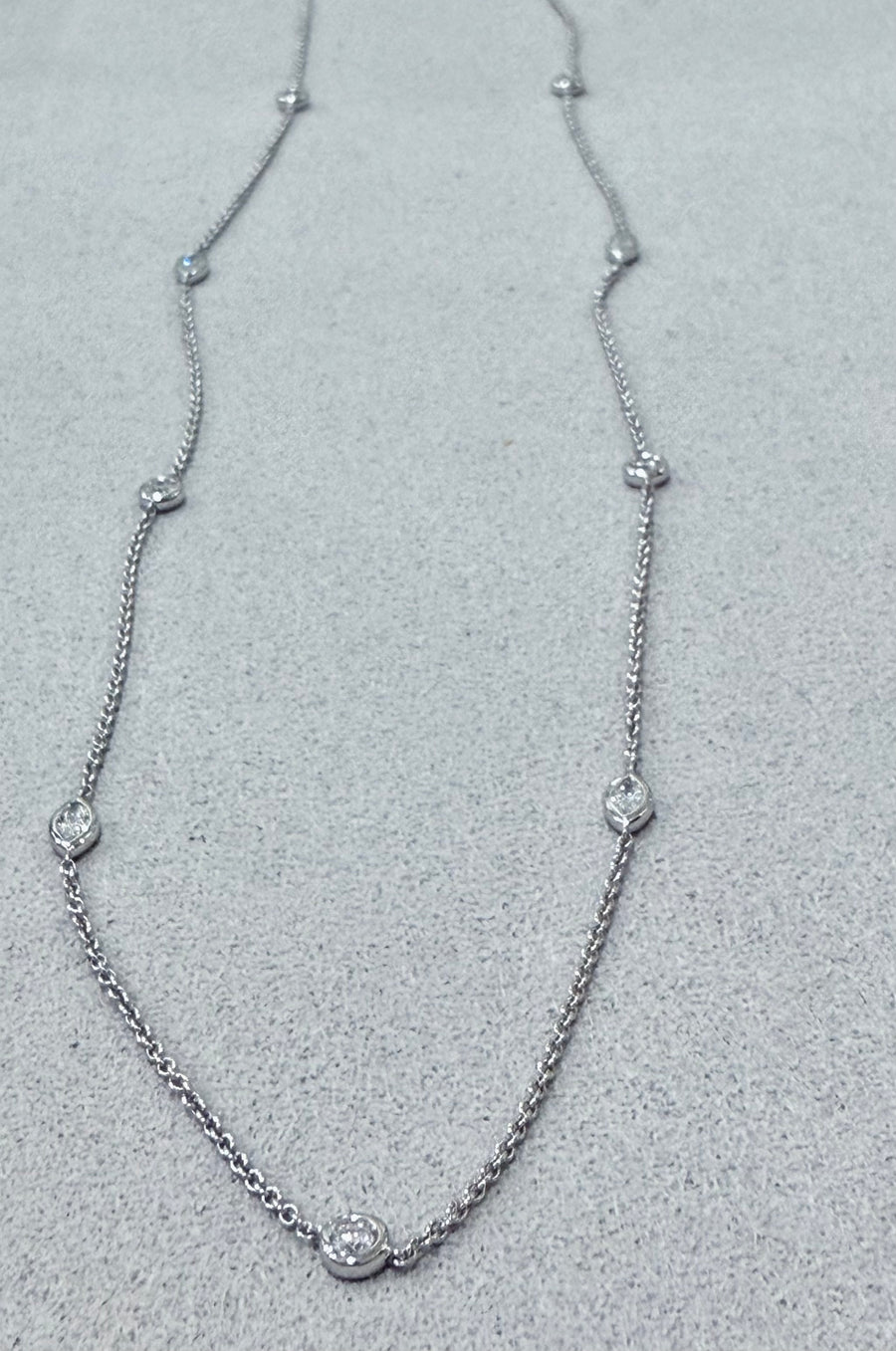 White gold Necklace with round and marquise diamonds