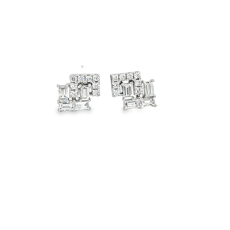 Diamond Studs in 18k white gold