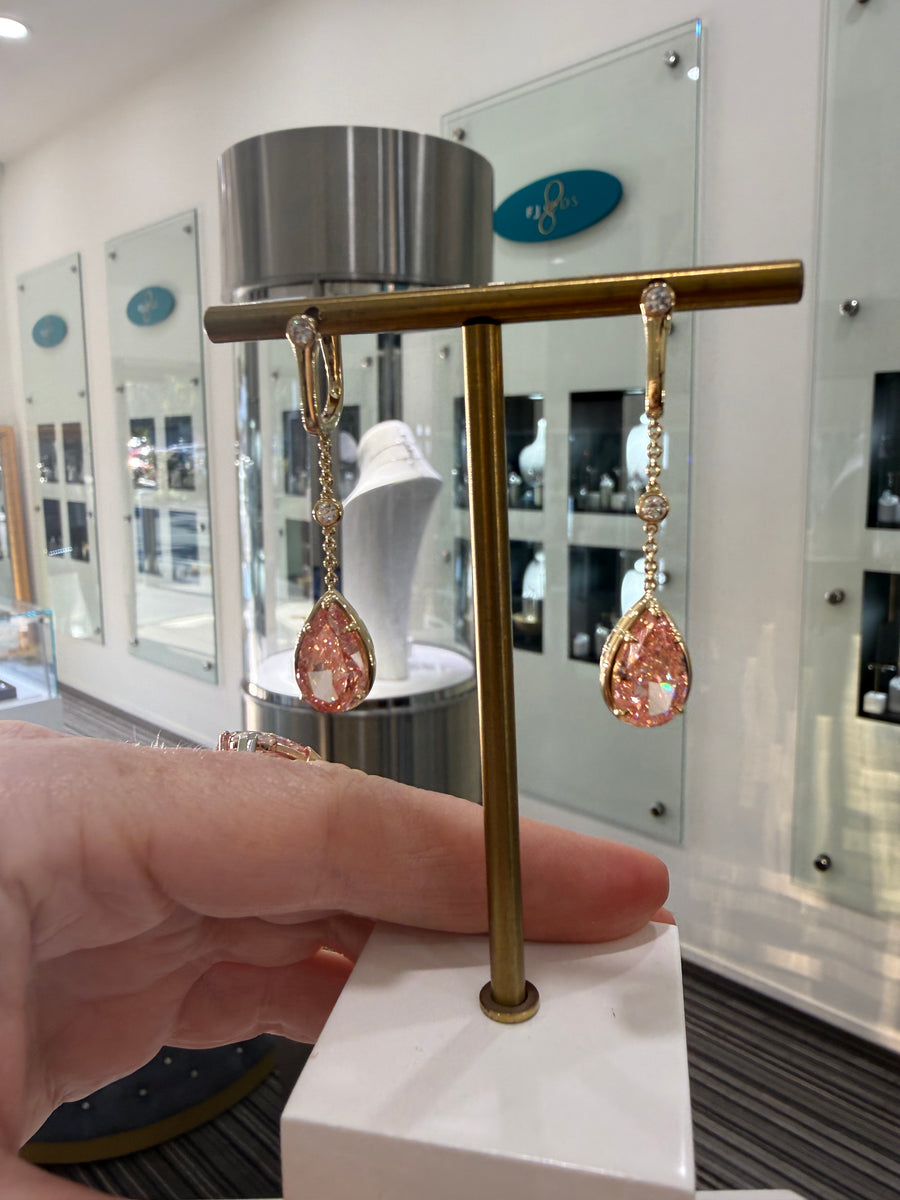 18k yellow gold Pear shaped Pink Diamond Earrings