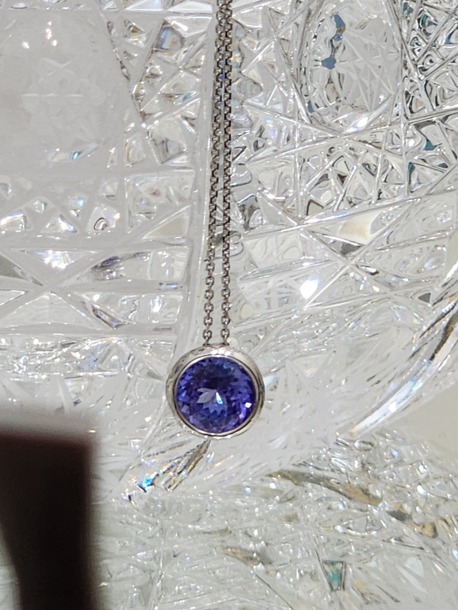 Tanzanite Floating Pendant