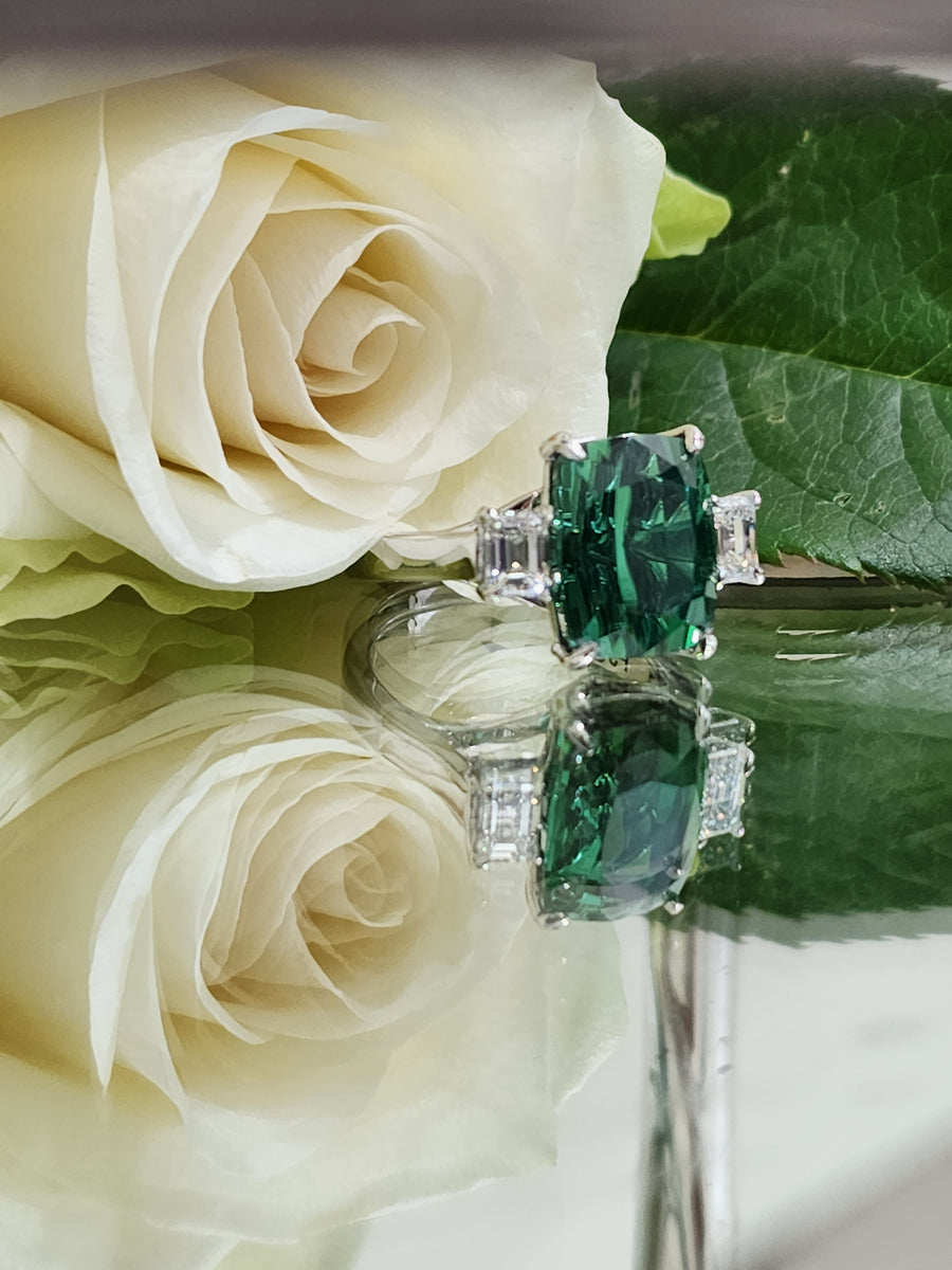 Green Tourmaline & Diamond Trilogy Ring