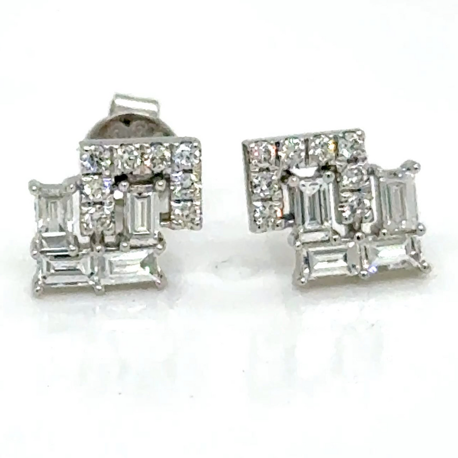 Diamond Studs in 18k white gold