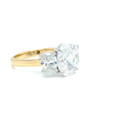 Trilogy Oval diamond 18k Ring