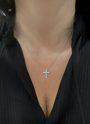 Diamond Cross with fine white gold chain