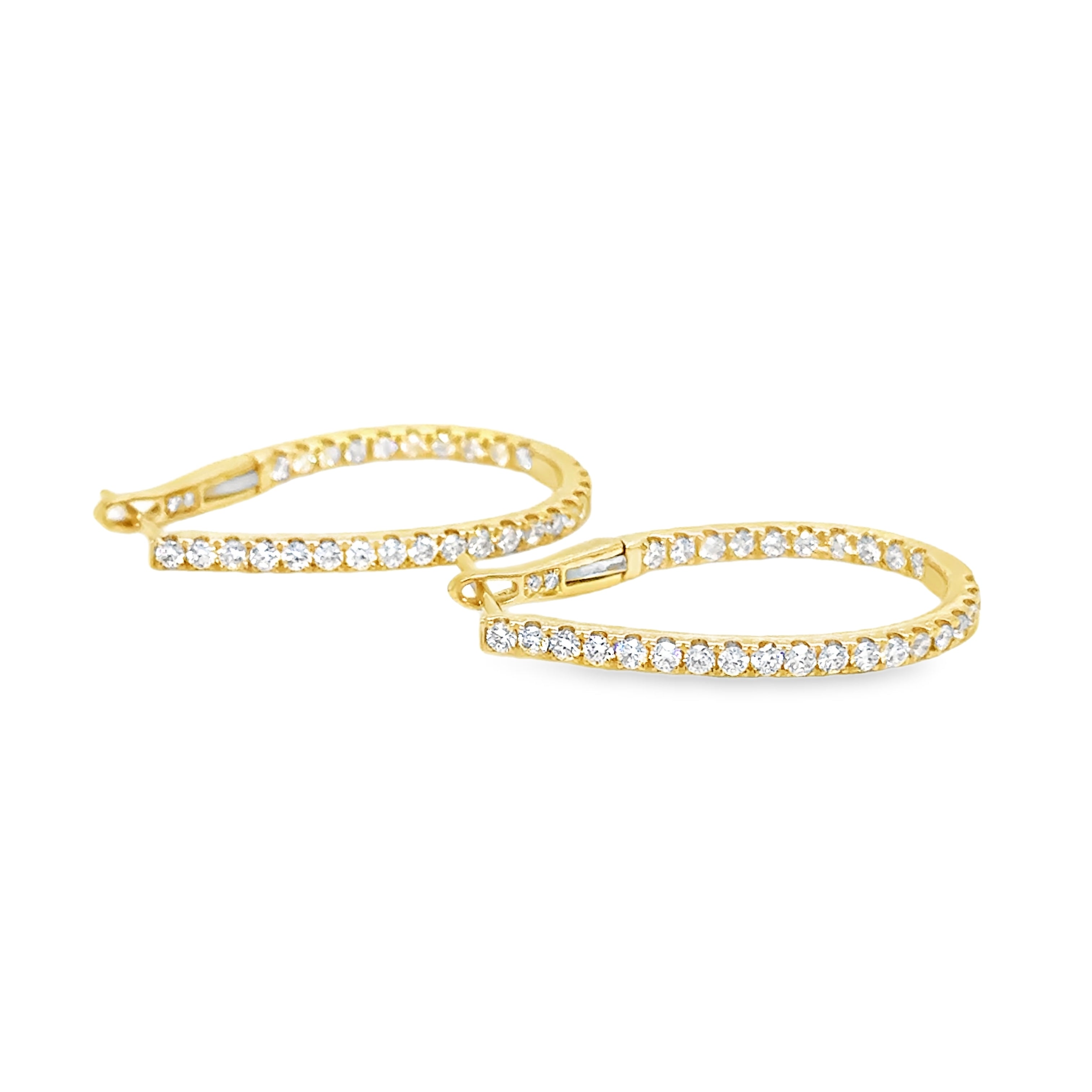 18k yellow gold Pear shaped Diamond Hoops