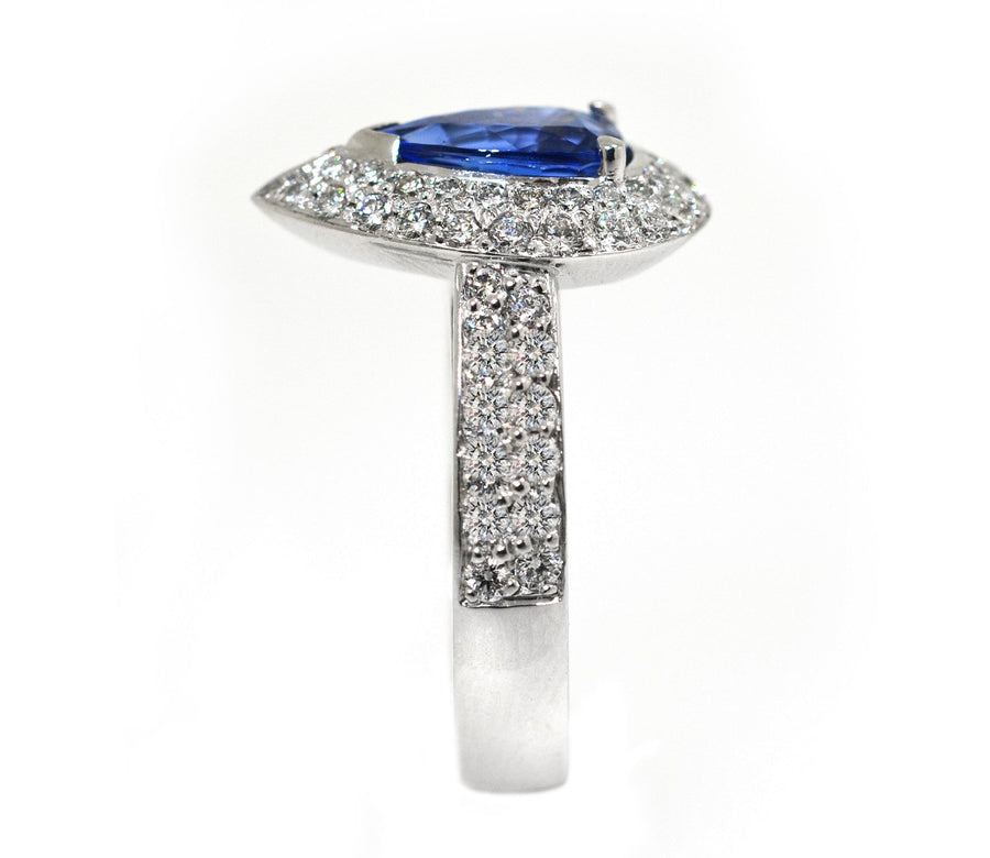 Blue sapphire and diamond Halo Ring - ForeverJewels Design Studio 8