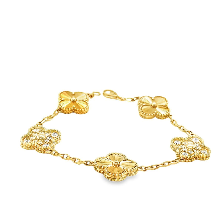 Four leaf clover diamond bracelet - ForeverJewels Design Studio 8